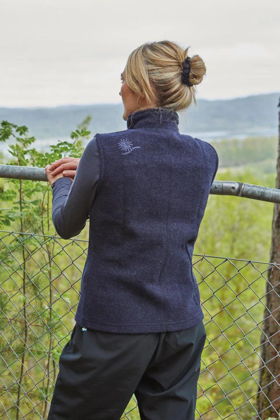 BEATA VEST, 100% FILTAD ULL — LIGHT NAVY