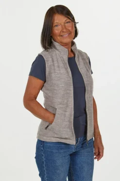 FLORA VEST, 60% FILTAD ULL, 40% LYOCELL — LICHEN GREEN